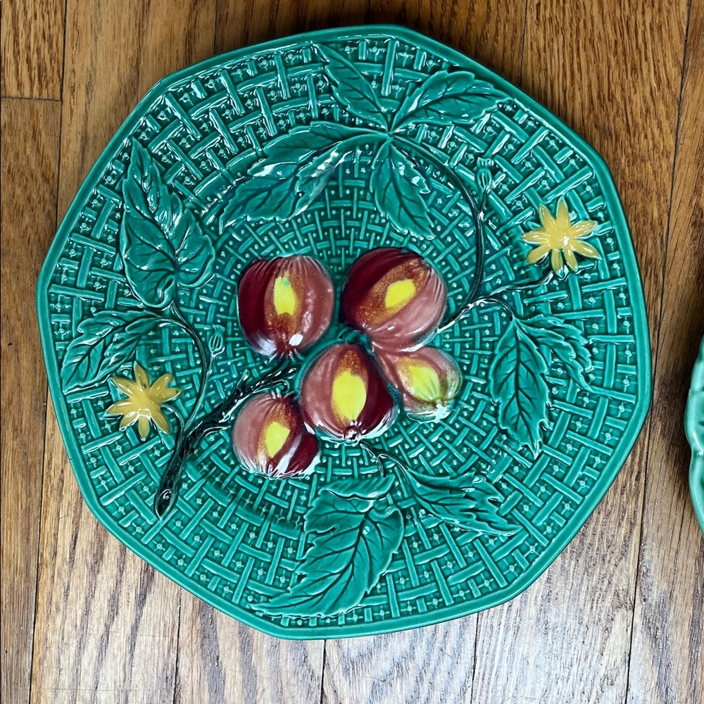 Colorful Majolica Plates Set of 4 - Picture 2 of 5